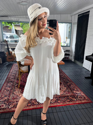 Midikleid mit Rüschen Sarah Weiß