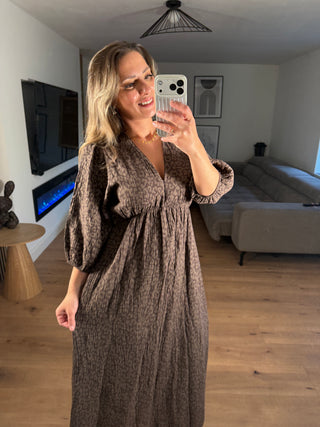 Musselin Kleid Leo Print Braun