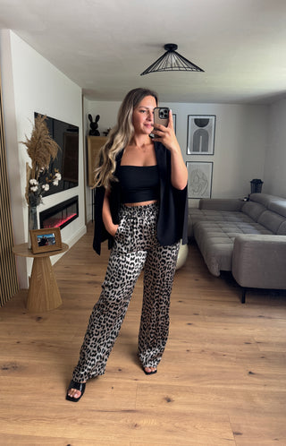 Satinhose Maris