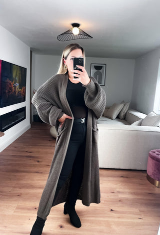 Strickjacke Nele Lang Braun